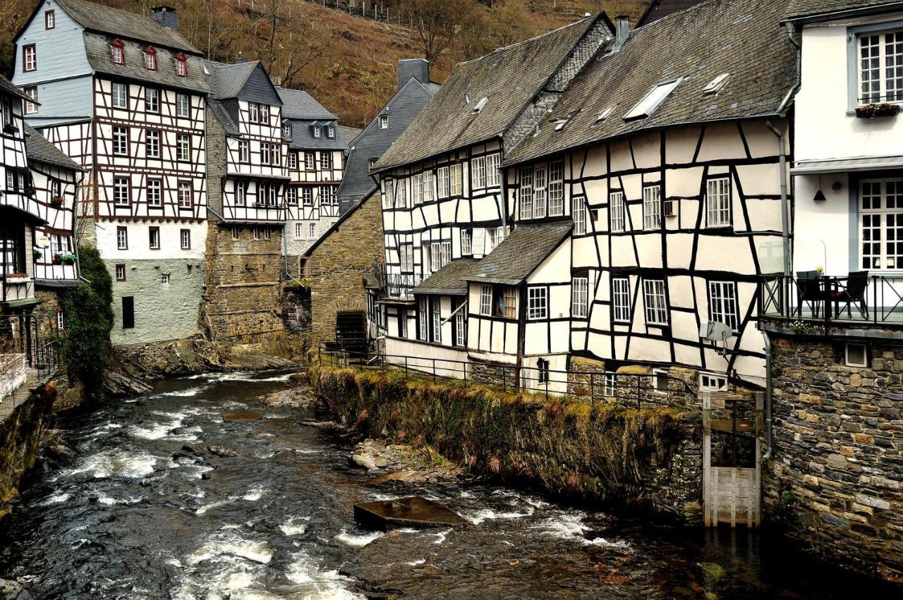 Ferienhaus Kirschbluete Monschau Esterno foto